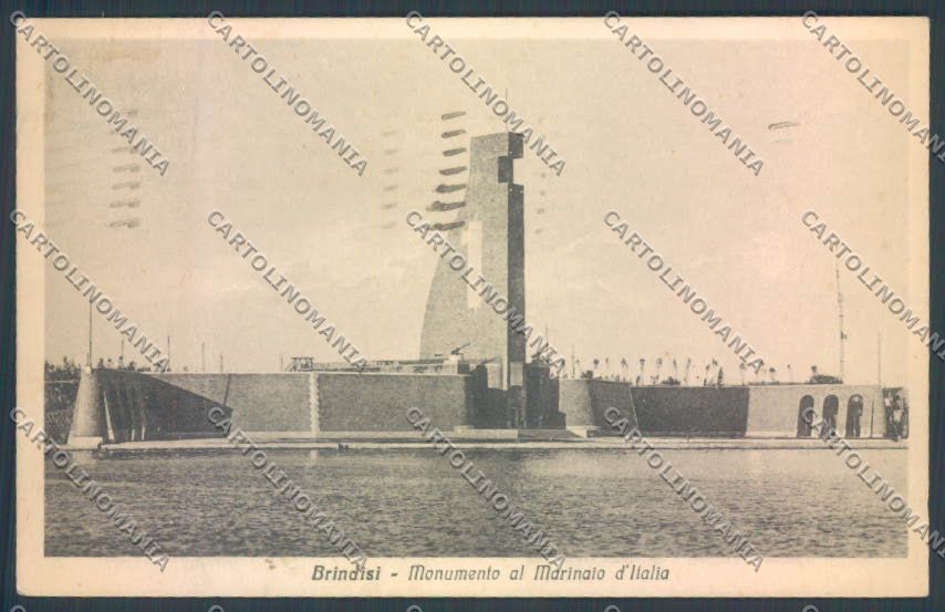 Brindisi Città Monumento al Marinaio d'Italia Fascismo PIEGATA cartolina ZB6859 – fronte