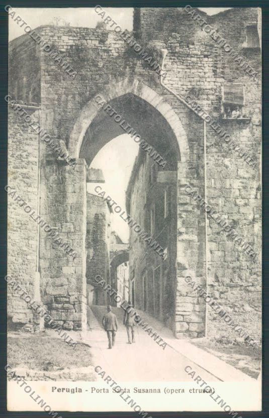 Perugia Città Porta Santa Susanna cartolina ZB8388 – fronte