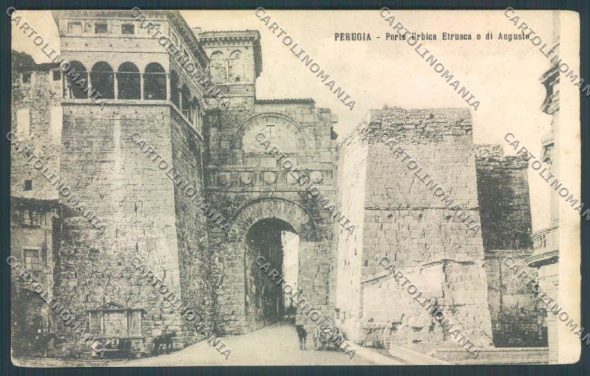 Perugia Città cartolina ZB8395 – fronte