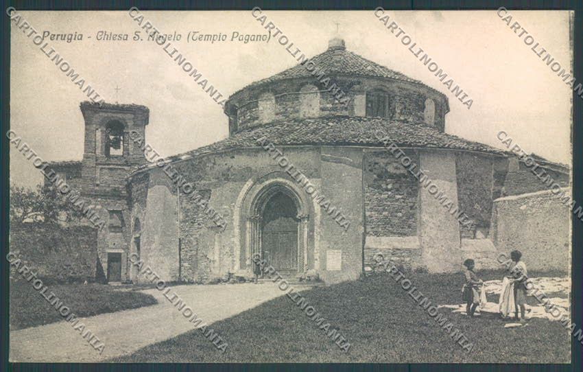 Perugia Città cartolina ZB8435 – fronte