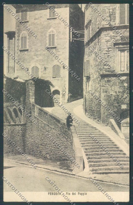 Perugia Città cartolina ZB8439 – fronte