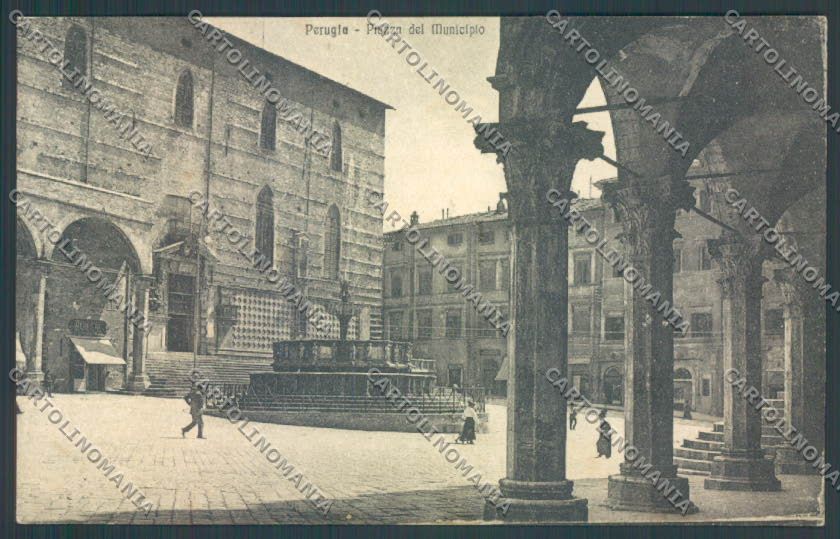 Perugia Città cartolina ZB8452 – fronte