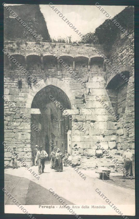 Perugia Città cartolina ZB8454 – fronte
