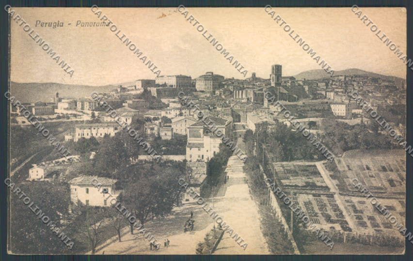 Perugia Città cartolina ZB8487 – fronte