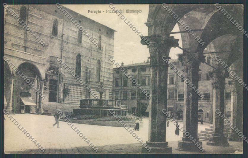 Perugia Città cartolina ZB8505 – fronte