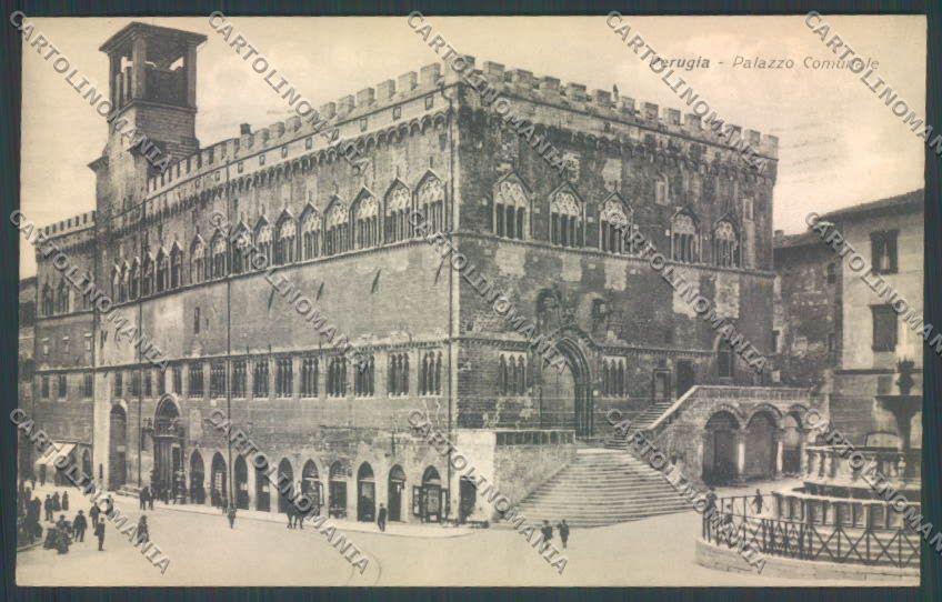 Perugia Città cartolina ZB8510 – fronte