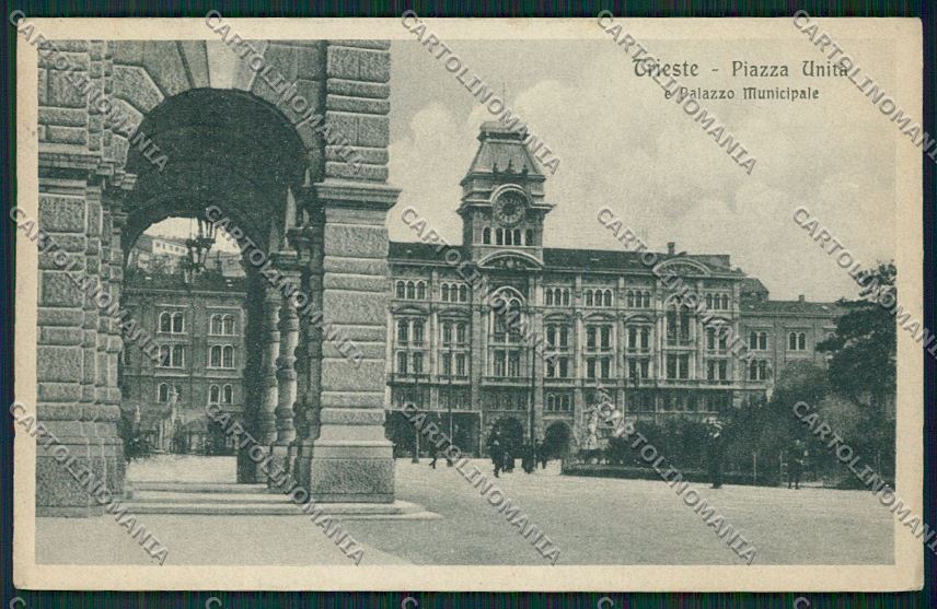 Trieste Città Palazzo Municipale cartolina ZC0243 – fronte