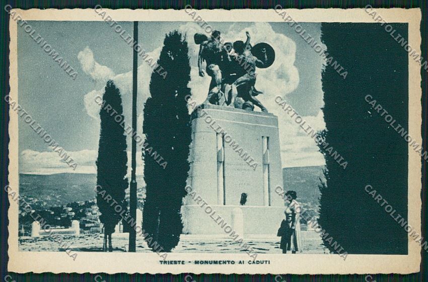 Trieste Città Monumento ai Caduti cartolina ZC0371 – fronte