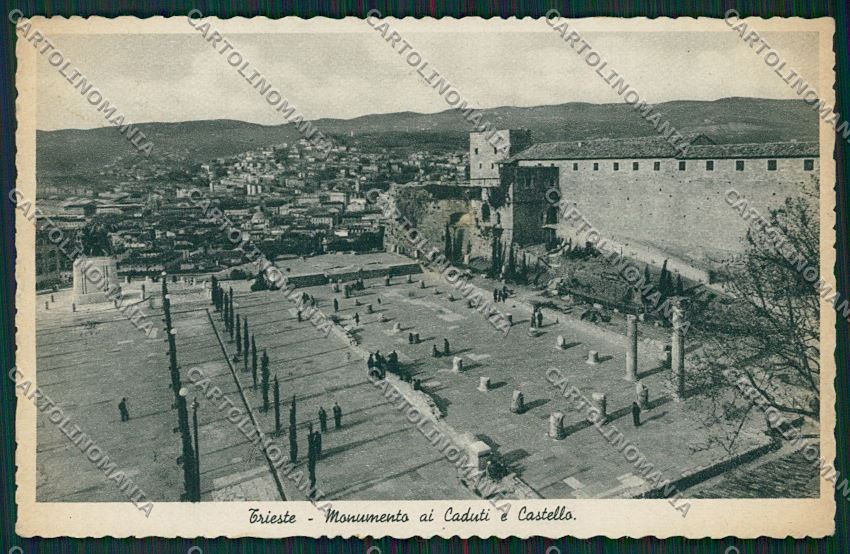 Trieste Città Monumento ai Caduti cartolina ZC0375 – fronte
