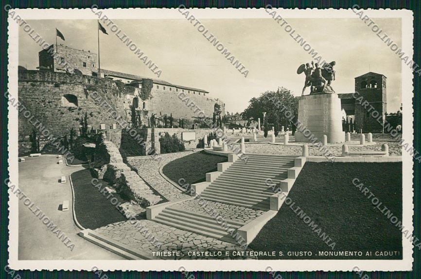 Trieste Città Monumento ai Caduti Foto cartolina ZC0464 – fronte