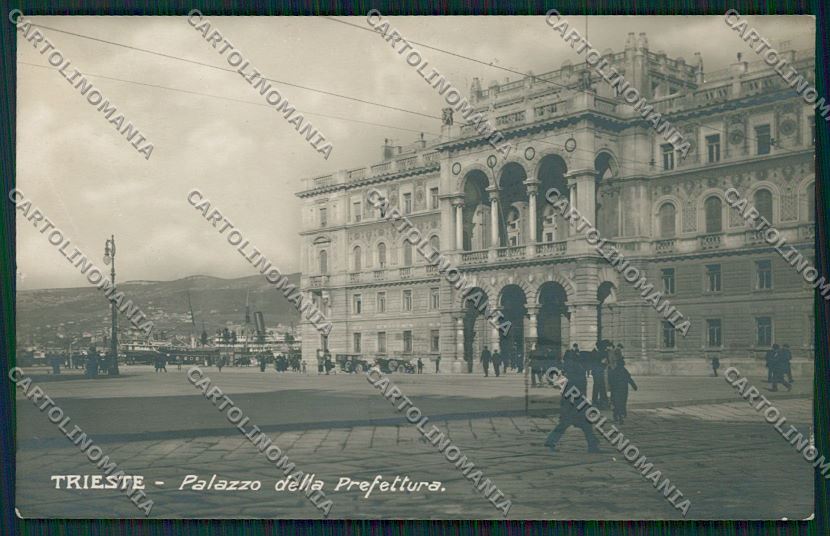 Trieste Città Palazzo della Prefettura Foto cartolina ZC0520 – fronte