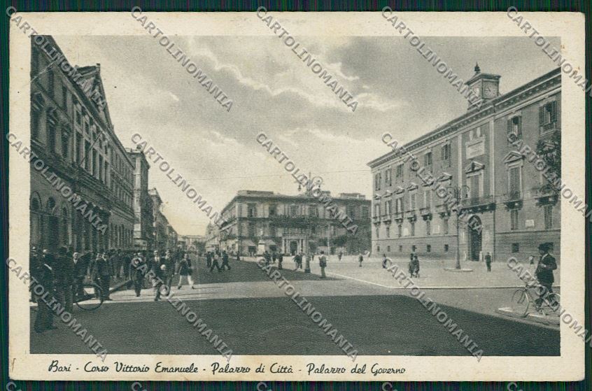 Bari Città Palazzo di Città Palazzo del Governo PIEGA cartolina ZC1976 – fronte