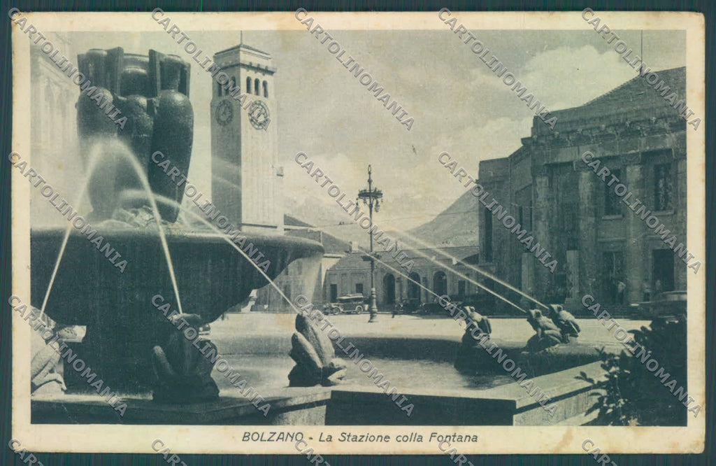 Bolzano Città Stazione Fontana ANGOLINI SCOLLATI cartolina ZC4035 – fronte