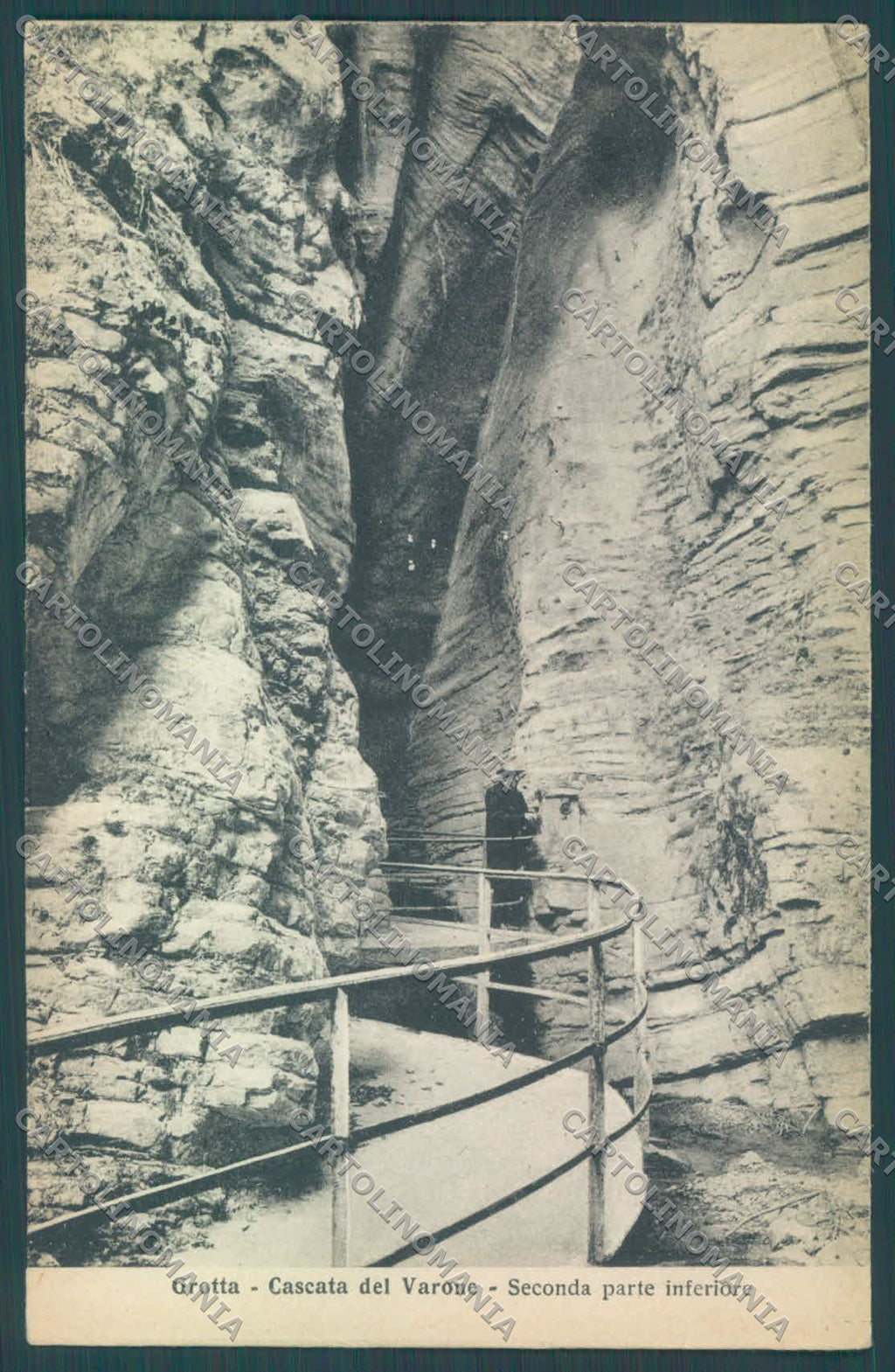 Trento Riva Lago di Garda Cascata del Varone PIEGA cartolina ZC5106 – fronte