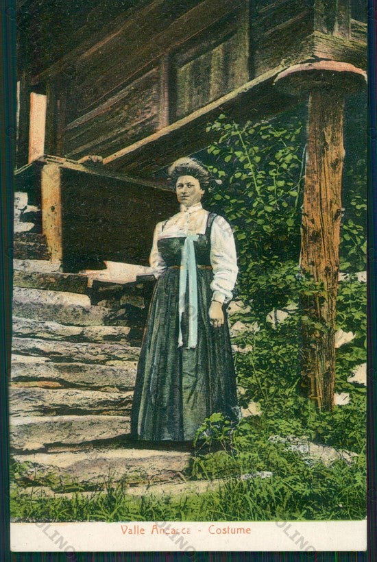 Verbania Valle Anzasca Costumi cartolina ZC6065 – fronte