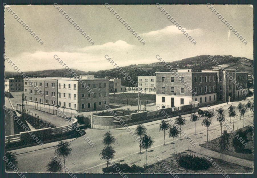 Pesaro Città Caserma FG cartolina ZF7871 – fronte