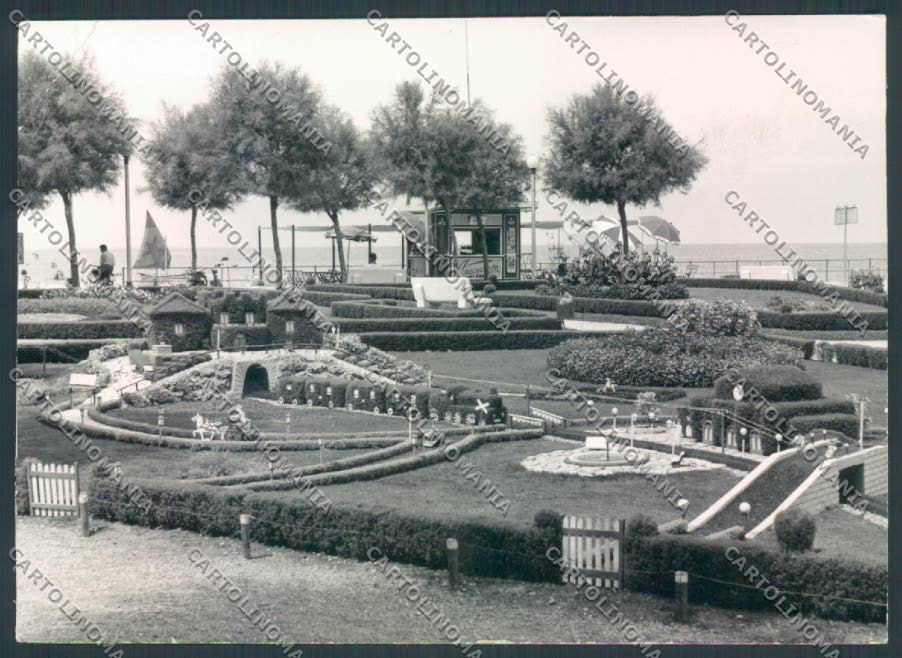 Pesaro Città PIEGA Foto FG cartolina ZF7922 – fronte