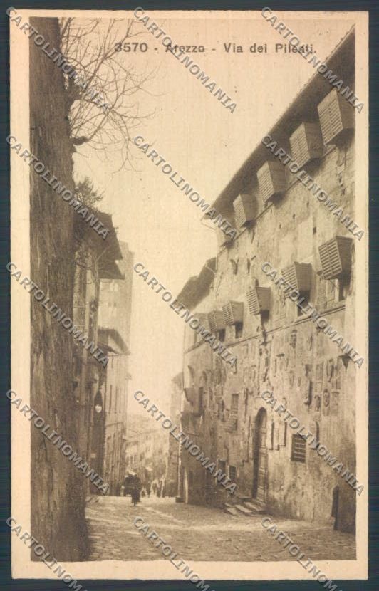 Arezzo città Via Pileati cartolina ZG0864 – fronte