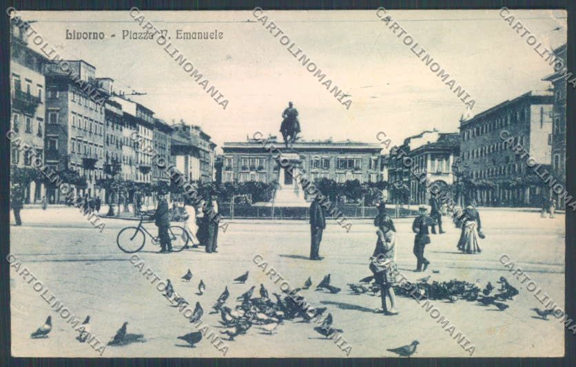 Livorno città Piazza Vittorio Emanuele PIEGHINA cartolina ZG1492 – fronte