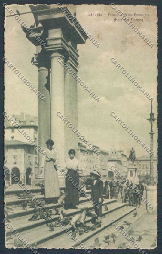Livorno città Piazza Vittorio Emanuele cartolina ZG1501 – fronte