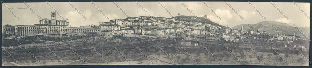 Perugia Assisi Panoramica Tripla cartolina ZG1995 – fronte