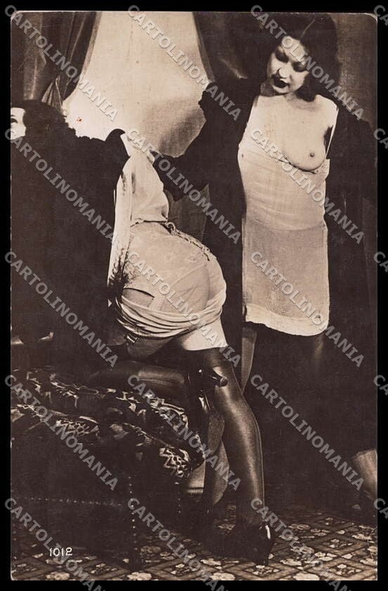 French Risque Nude Woman Lesbian Stocking Original RPPC postcard ZG5100 – fronte