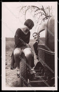 French Risque Woman Couple ? 270 Car Stocking Original RPPC postcard ZG5245 – fronte