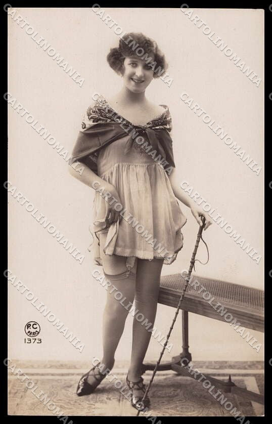 French Risque Woman Whip PC Paris 1373 Stocking Original RPPC postcard ZG5374 – fronte
