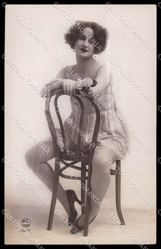 French Risque Woman Sapi Paris 2036 Stocking Original RPPC postcard ZG5399 – fronte