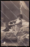 French Risque Woman Serie C 7 Stocking Original RPPC postcard ZG5419 – fronte