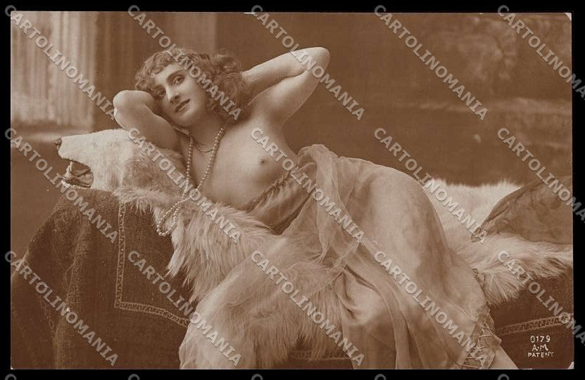 French Risque Nude Woman AM 0179 Original RPPC postcard ZG5702 – fronte