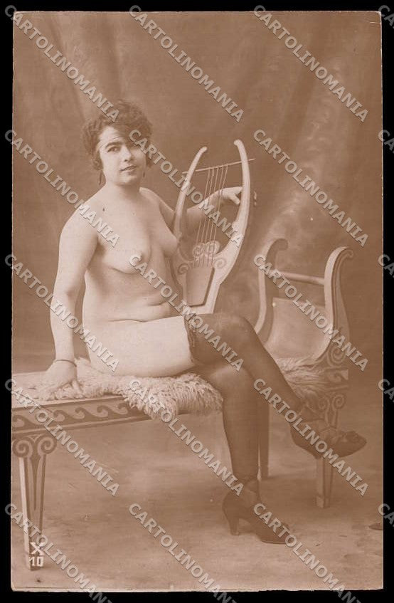 French Risque Nude Lady Stocking X serie 10 RPPC postcard ZG5905 – fronte