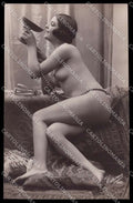 French Risque Nude Lady Corona serie 126 RPPC postcard ZG5975 – fronte