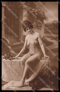 French Risque Nude Lady Dog RPPC postcard ZG5982 – fronte