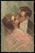 Illustratori Artist Signed Vecchi Romantic Couple Lady Kiss 220-4 pc ZG6005 – fronte