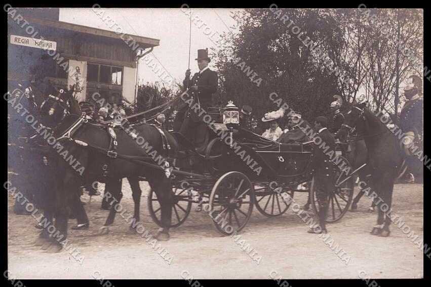Reali Savoia Vittorio Emanuele III Carabinieri Genova NPG Foto cartolina ZG6154 – fronte