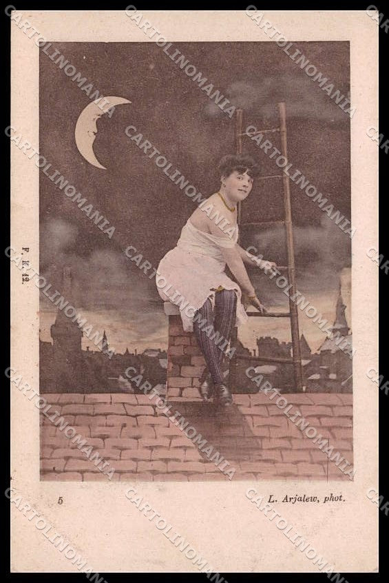 Surrealism Lady Paper Moon L. Arjalew phot. F.K. Serie 12-5 cartolina ZG6313 – fronte