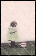 Bambini Bambina Girl Chamber Pot serie 160 cartolina ZG9037 – fronte