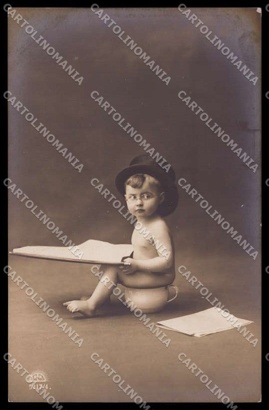Nude Boy Chamber Pot RPPC Photo serie 5217-4 cartolina ZG9086 – fronte