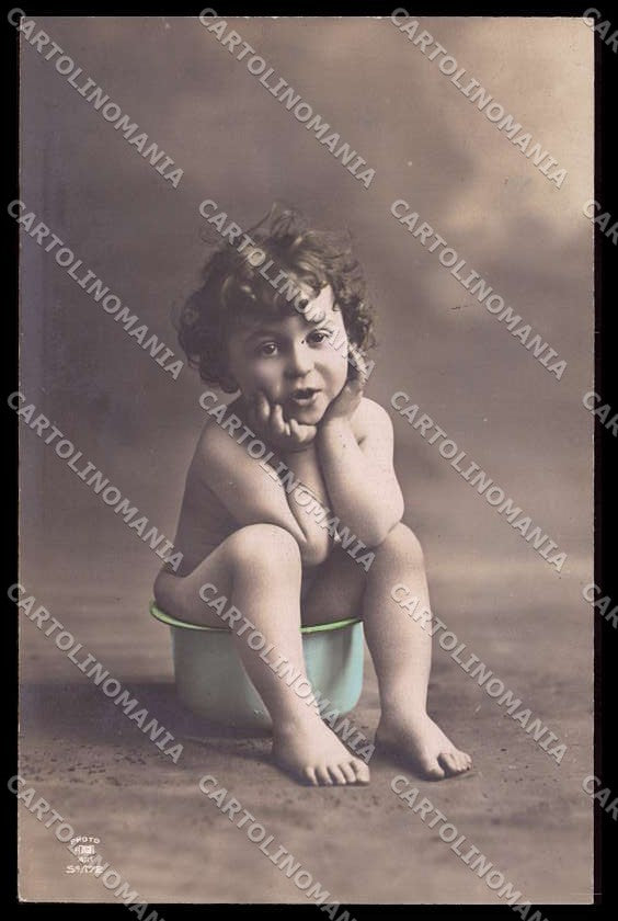 Child Chamber Pot RPPC Photo serie 172 cartolina ZG9092 – fronte