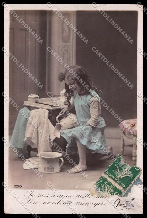 Illustratori Artist Signed Child Chamber Pot serie 2010 RPPC cartolina ZG9162 – fronte