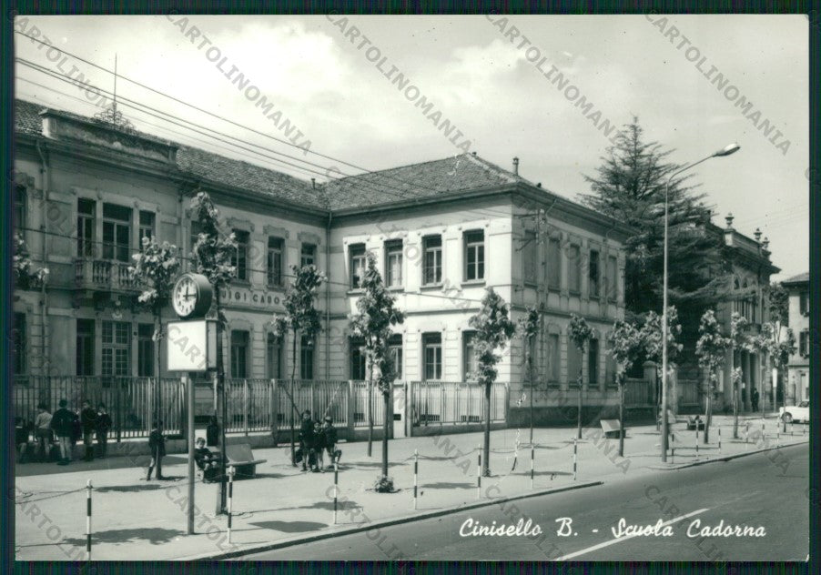 Milano Cinisello Balsamo Scuola Foto FG cartolina ZK1843 – fronte