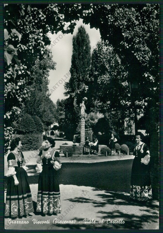 Piacenza Vigolzone Grazzano Visconti Costumi Foto FG cartolina ZK2089 – fronte