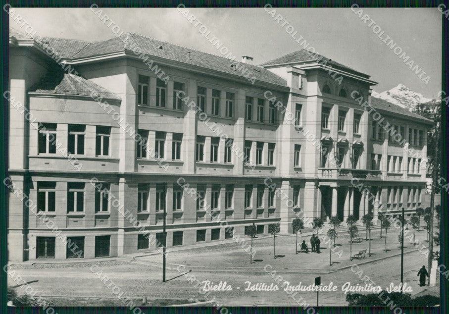 Biella Città Istituto Industriale Foto FG cartolina ZK2535 – fronte