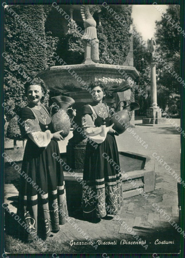 Piacenza Vigolzone Grazzano Visconti Costumi Foto FG cartolina ZK2714 – fronte