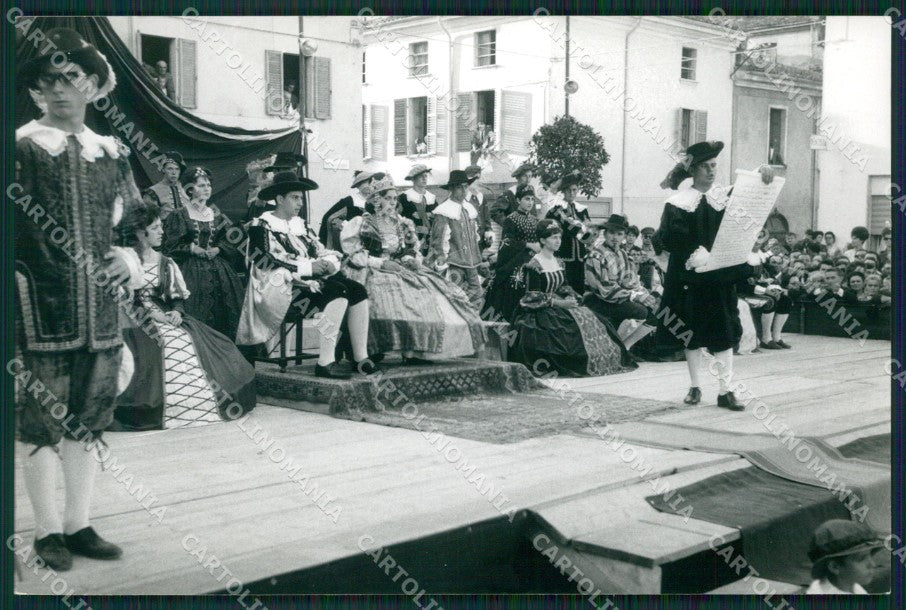 Piacenza Carpaneto Costumi Foto FG cartolina ZK3379 – fronte