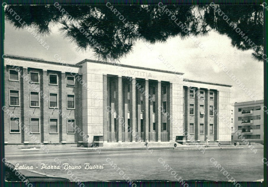 Latina Città PIEGATA Foto FG cartolina ZK5468 – fronte