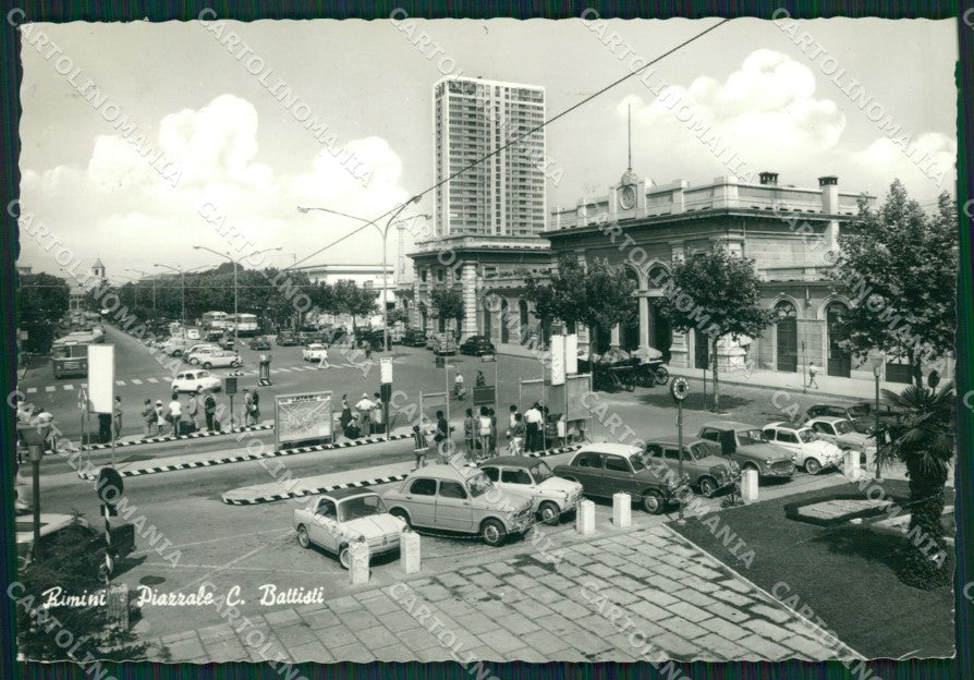 Rimini Città PIEGHINA Auto Foto FG cartolina ZK5677 – fronte