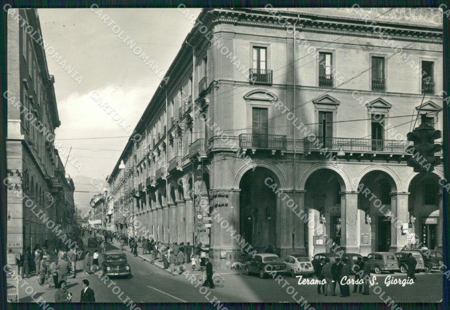 Teramo Città Auto Foto FG cartolina ZKM8386 – fronte