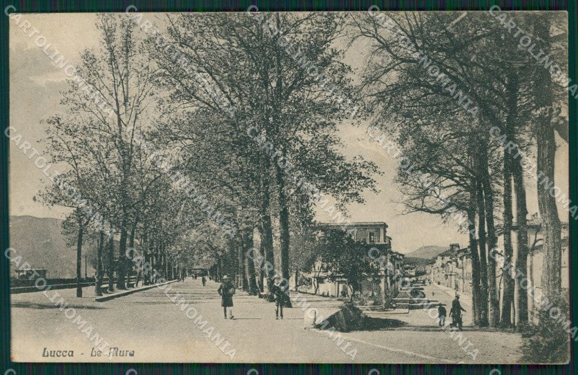 Lucca Città PIEGHINA cartolina ZKM9424 – fronte